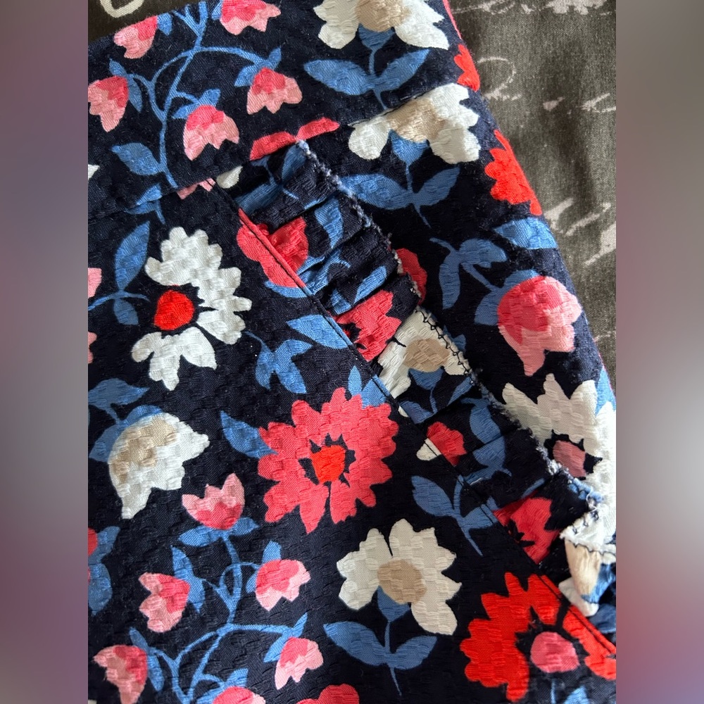Kate Spade Red/Blue Daisy Jacquard Skirt Size 8 - Picture 5 of 6